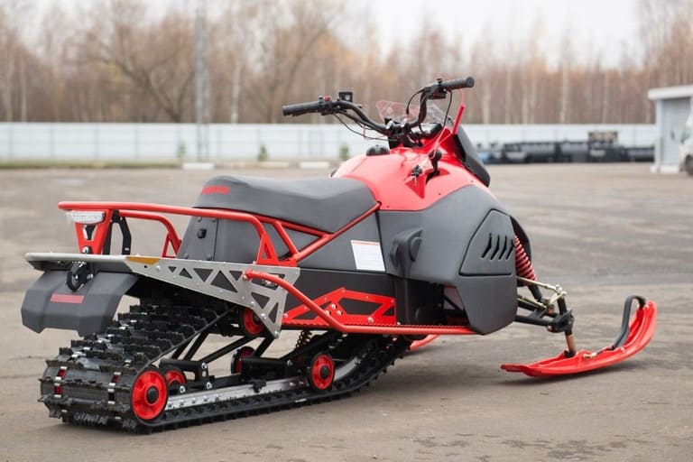 Снегоход IRBIS SF150L Фото 9 Снегоход IRBIS SF150L Обзор-Фото 9