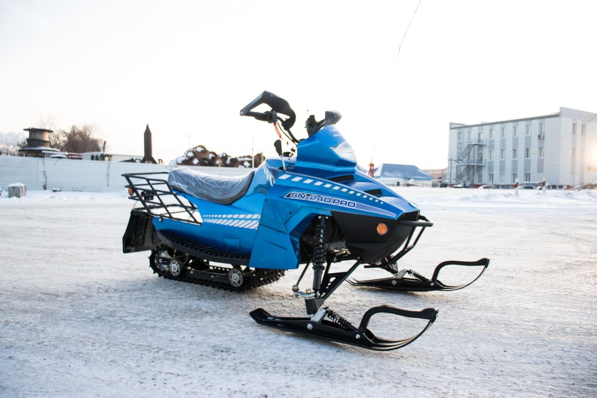Снегоход SHARMAX Landcrafter SN-240 Classic Фото 5 Снегоход SHARMAX Landcrafter SN-240 Classic Обзор-Фото 5