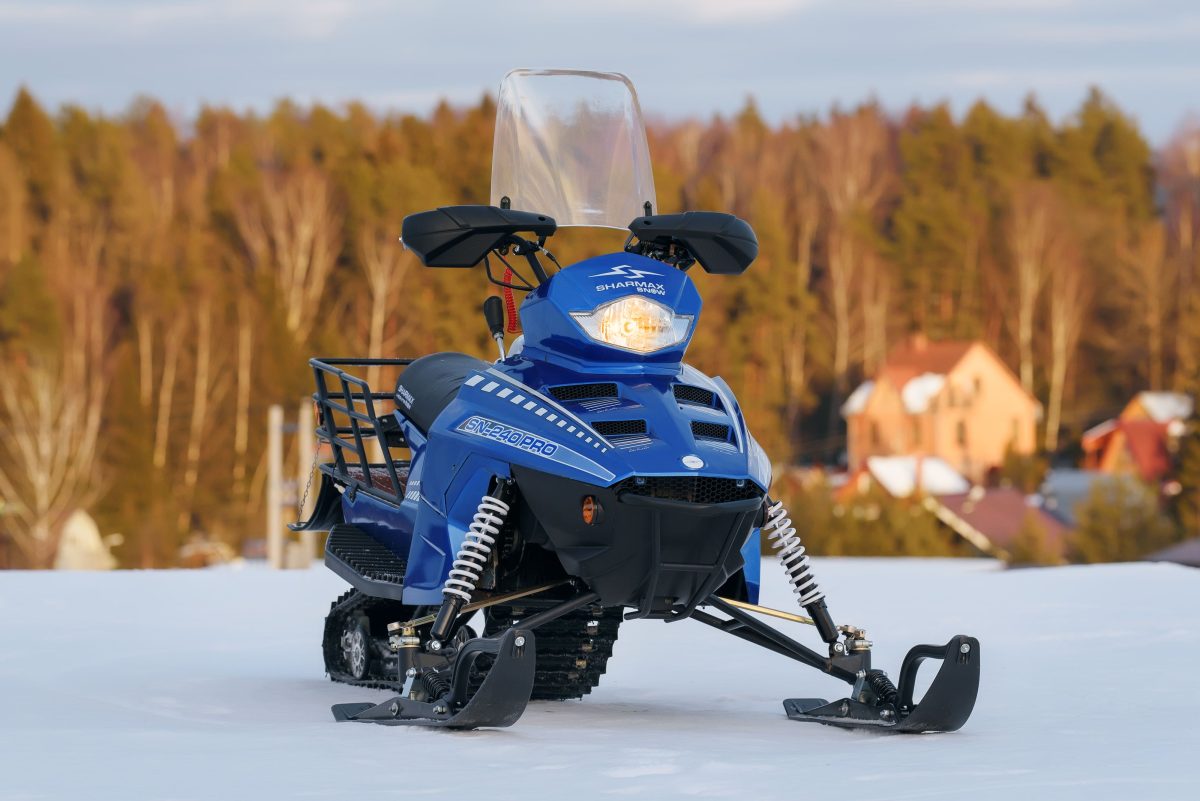 Снегоход SHARMAX Landcrafter SN-240 Classic Фото 4 Снегоход SHARMAX Landcrafter SN-240 Classic Обзор-Фото 4