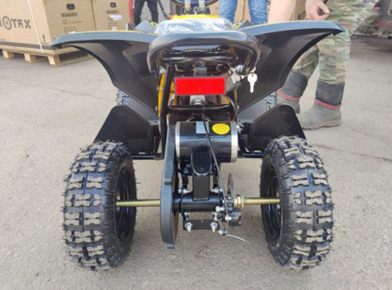 Электроквадроцикл MOTAX ATV CAT 1000W Фото 6 Электроквадроцикл MOTAX ATV CAT 1000W Обзор-Фото 6
