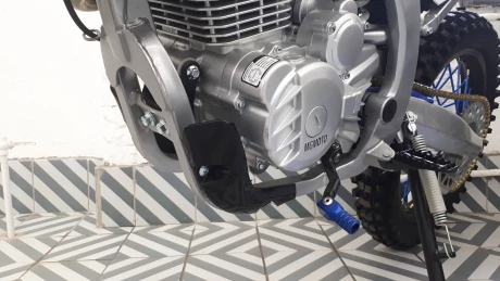 Мотоцикл кроссовый эндуро MGMOTO MZK 250 CROSS Фото 8 Мотоцикл кроссовый эндуро MGMOTO MZK 250 CROSS Обзор-Фото 8