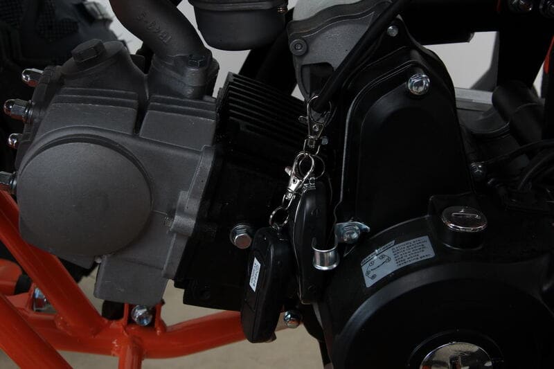 Квадроцикл MOTAX ATV T-Rex Super LUX 50 cc Фото 17 Квадроцикл MOTAX ATV T-Rex Super LUX 50 cc Обзор-Фото 17