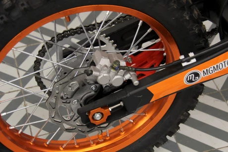 Мотоцикл MGMOTO DB250-1 LUX ENDURO Фото 3 Мотоцикл MGMOTO DB250-1 LUX ENDURO Обзор-Фото 3