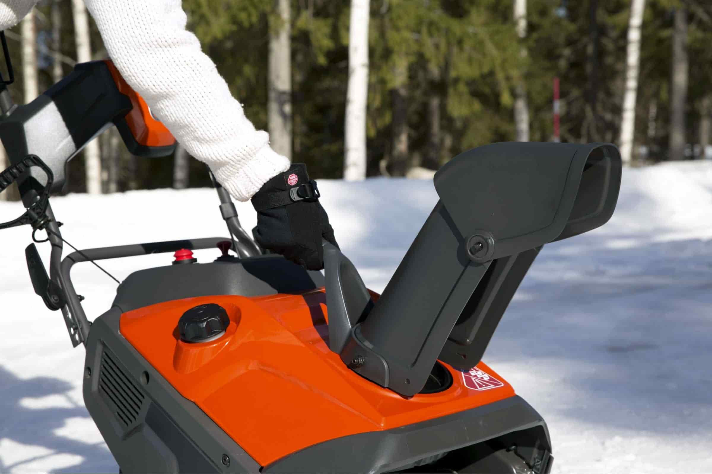 Снегоуборщик HUSQVARNA ST 131 Фото 6 Снегоуборщик HUSQVARNA ST 131 Обзор-Фото 6