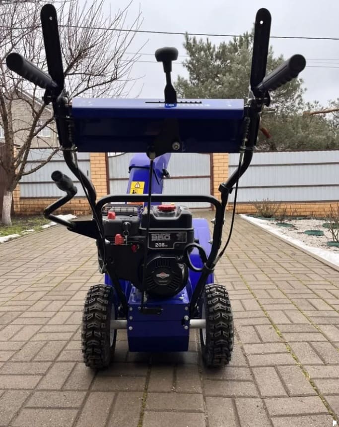 Cнегоуборщик MASTERYARD MX 8022B Б/У Фото 7 Cнегоуборщик MASTERYARD MX 8022B Б/У Обзор-Фото 7