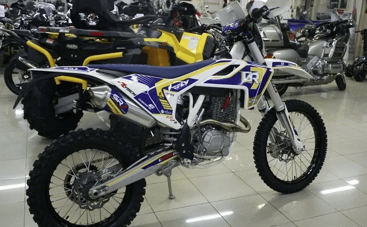 Мотоцикл GR7 F250L-M 4T177FMM ENDURO LITE Б/У Фото 3 Мотоцикл GR7 F250L-M 4T177FMM ENDURO LITE Б/У Обзор-Фото 3