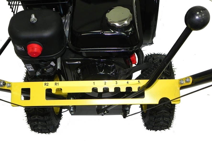 Снегоуборщик HUTER SGC 4100 Wide Фото 4 Снегоуборщик HUTER SGC 4100 Wide Обзор-Фото 4