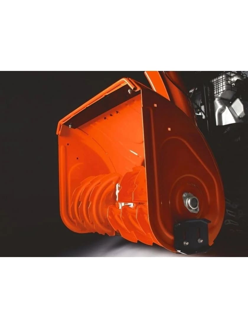 Снегоуборщик HUSQVARNA ST 268EPT Фото 3 Снегоуборщик HUSQVARNA ST 268EPT Обзор-Фото 3