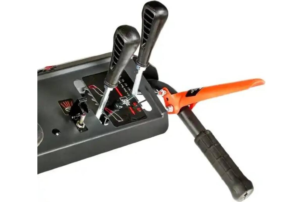 Снегоуборщик YANIS Blizzard M24DL Фото 4 Снегоуборщик YANIS Blizzard M24DL Обзор-Фото 4