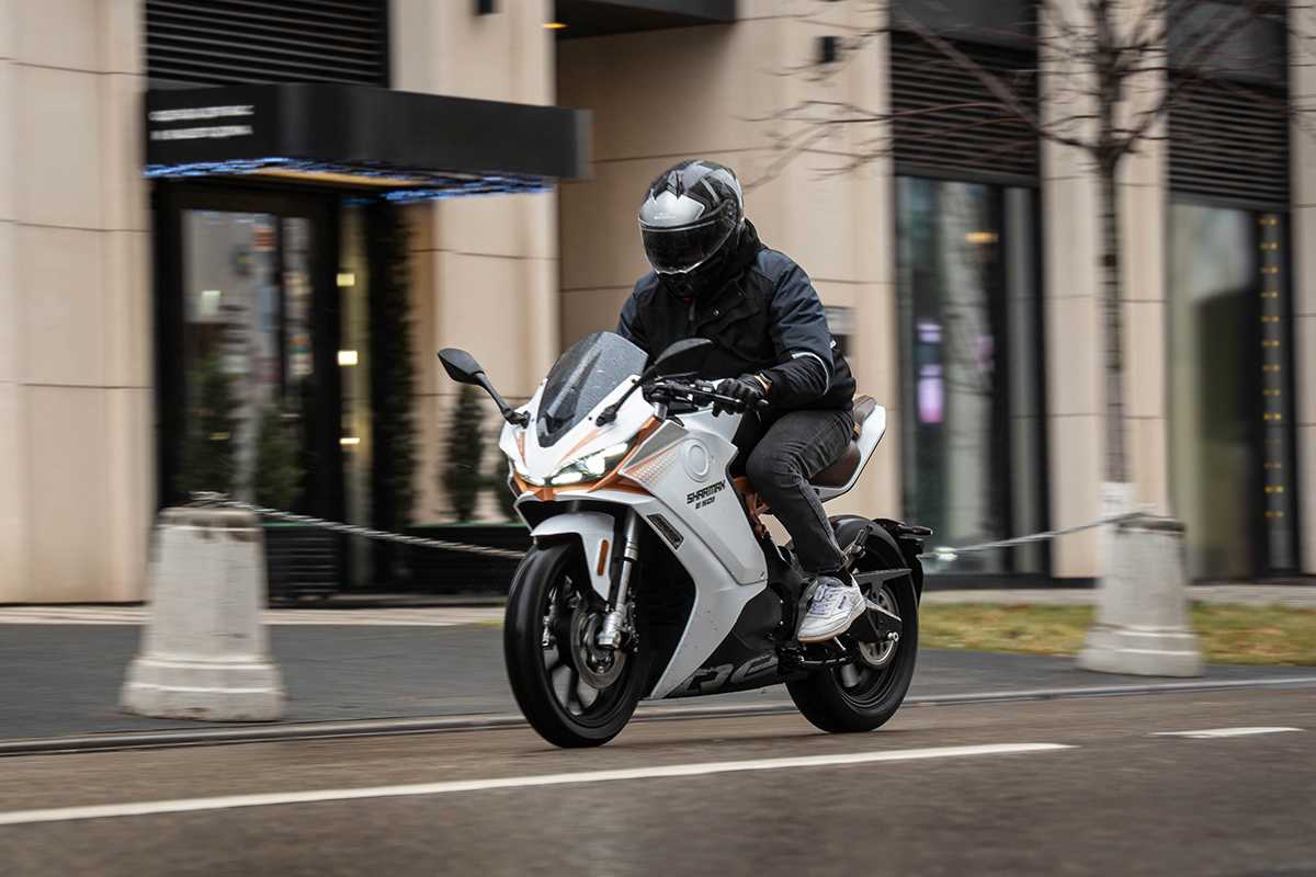 Электромотоцикл SHARMAX E-GP501 Ultra (ПОД ЗАКАЗ) Фото 103 Электромотоцикл SHARMAX E-GP501 Ultra (ПОД ЗАКАЗ) Обзор-Фото 103