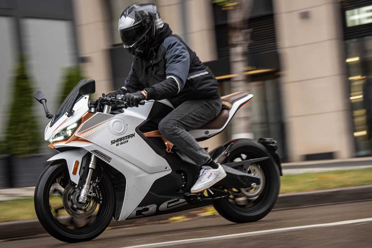 Электромотоцикл SHARMAX E-GP501 Ultra (ПОД ЗАКАЗ) Фото 104 Электромотоцикл SHARMAX E-GP501 Ultra (ПОД ЗАКАЗ) Обзор-Фото 104