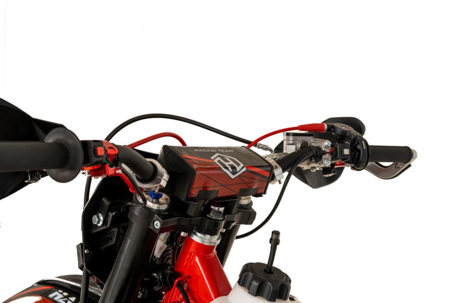 Мотоцикл кроссовый эндуро HASKY F5 Racing 169FMM 250 2023 Фото 10 Мотоцикл кроссовый эндуро HASKY F5 Racing 169FMM 250 2023 Обзор-Фото 10