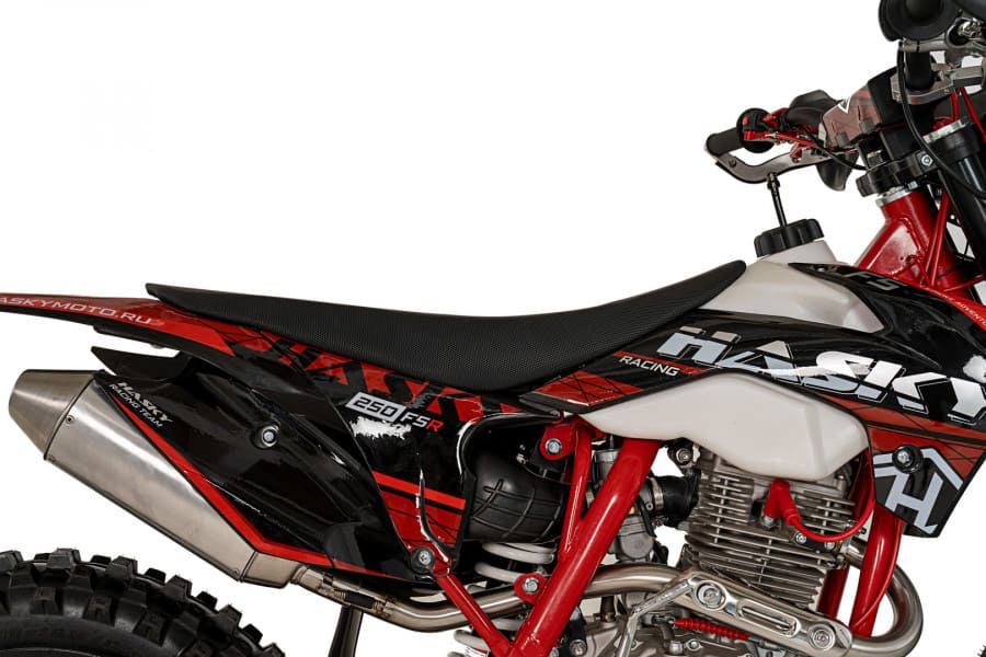 Мотоцикл кроссовый эндуро HASKY F5 Racing 169FMM 250 2023 Фото 8 Мотоцикл кроссовый эндуро HASKY F5 Racing 169FMM 250 2023 Обзор-Фото 8