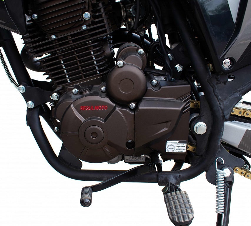 Мотоцикл REGULMOTO TE 250 PR ТУРЭНДУРО Фото 4 Мотоцикл REGULMOTO TE 250 PR ТУРЭНДУРО Обзор-Фото 4