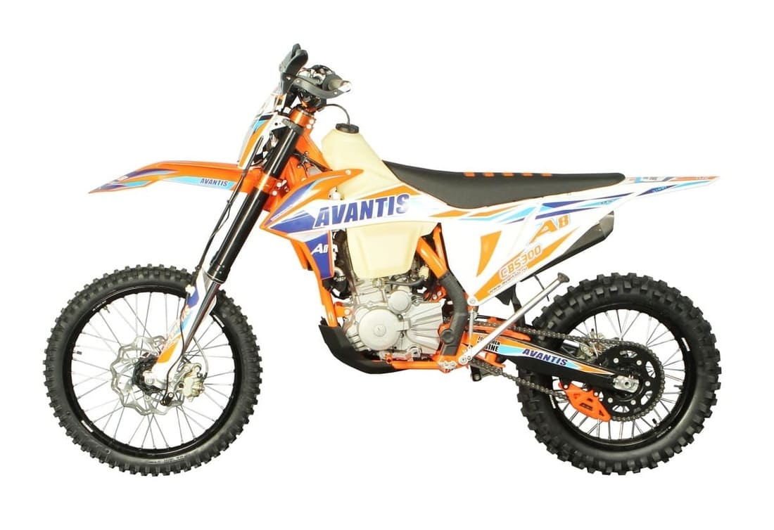 Мотоцикл кроссовый эндуро AVANTIS A8 300 Carb (CBS300/174MN-3) KKE 2022 (БАЛАНС. ВАЛ) Фото 2 Мотоцикл кроссовый эндуро AVANTIS A8 300 Carb (CBS300/174MN-3) KKE 2022 (БАЛАНС. ВАЛ) Обзор-Фото 2