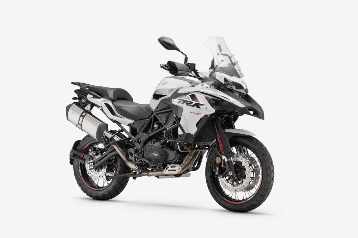 Мотоцикл BENELLI TRK 502 X ТУРЭНДУРО Фото 2 Мотоцикл BENELLI TRK 502 X ТУРЭНДУРО Обзор-Фото 2