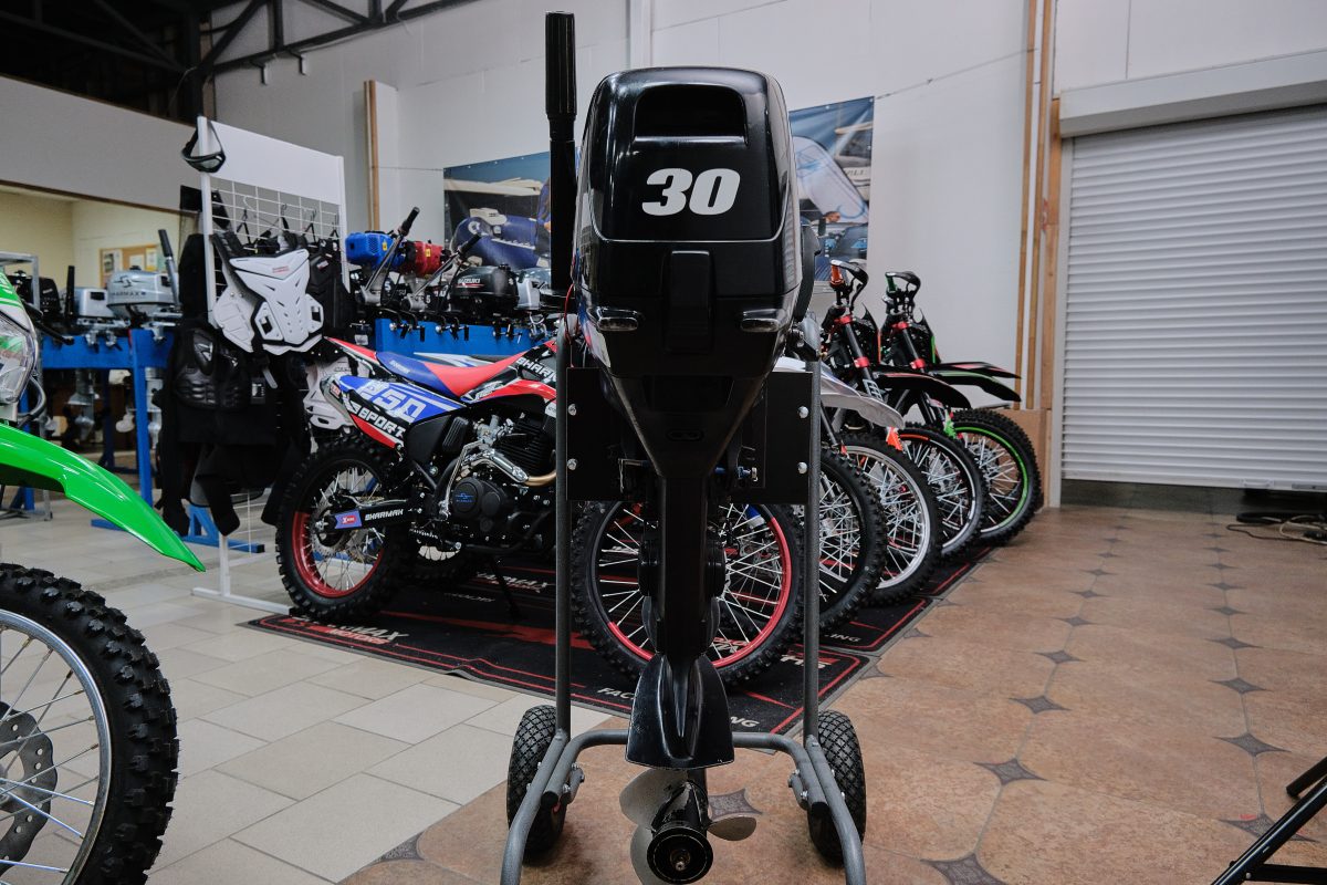 2х-тактный лодочный мотор SUZUKI DT30S Б/У Фото 1 2х-тактный лодочный мотор SUZUKI DT30S Б/У Обзор-Фото 1