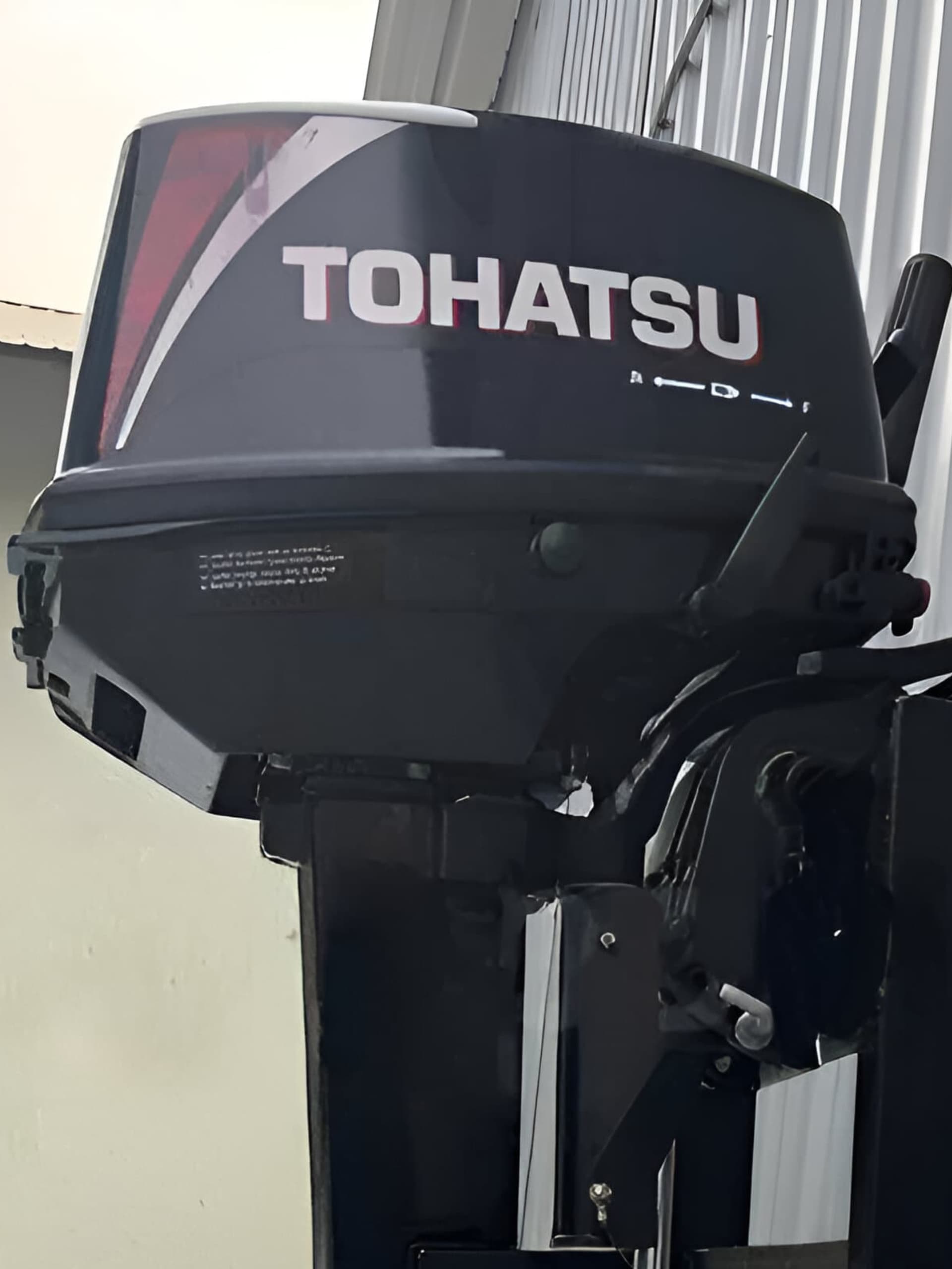 2х-тактный лодочный мотор TOHATSU M30H S Б/У Фото 2 2х-тактный лодочный мотор TOHATSU M30H S Б/У Обзор-Фото 2