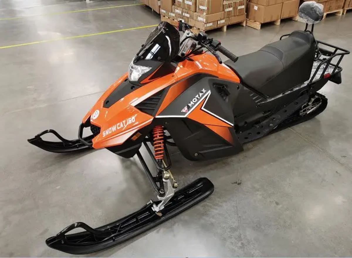 Снегоход MOTAX Snow Cat 150 Фото 2 Снегоход MOTAX Snow Cat 150 Обзор-Фото 2
