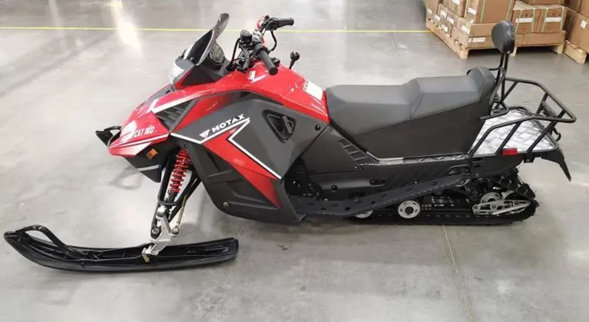 Снегоход MOTAX Snow Cat 150 Фото 4 Снегоход MOTAX Snow Cat 150 Обзор-Фото 4