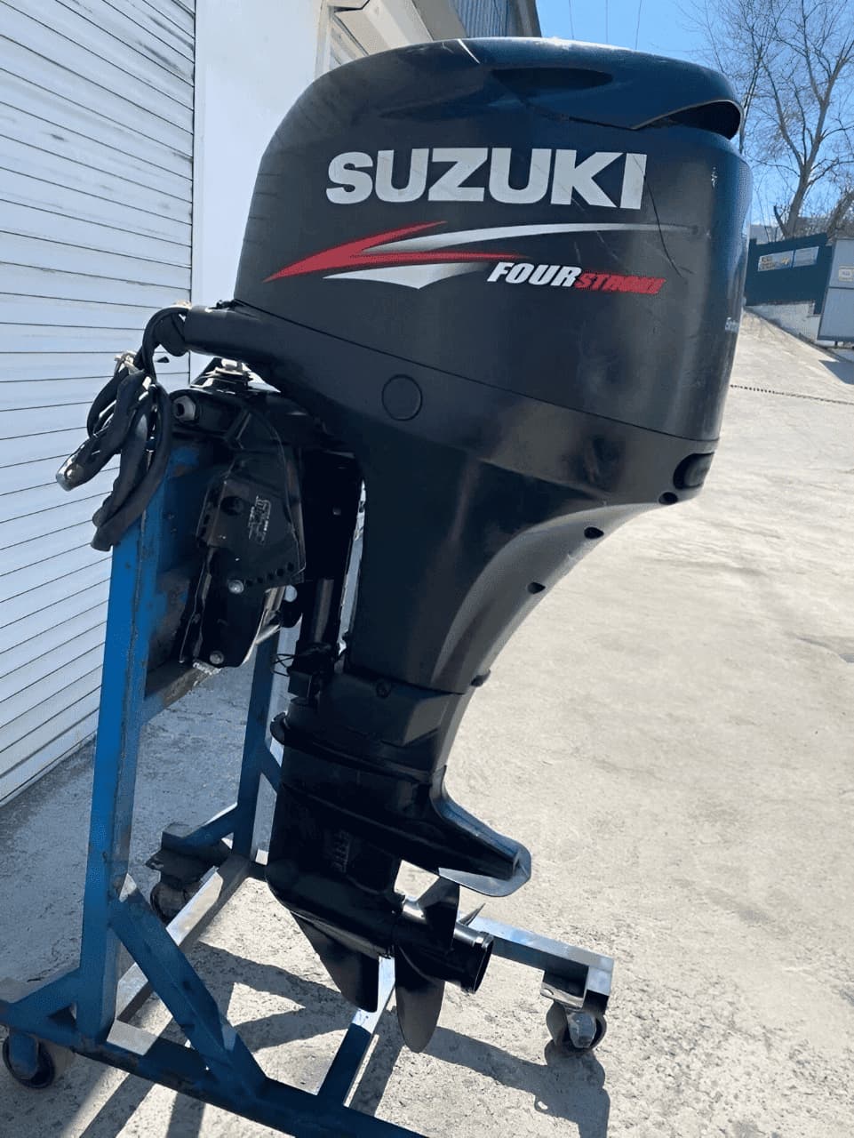 4x-тактный лодочный мотор SUZUKI DF40АTL Б/У 2020 Фото 1 4x-тактный лодочный мотор SUZUKI DF40АTL Б/У 2020 Обзор-Фото 1