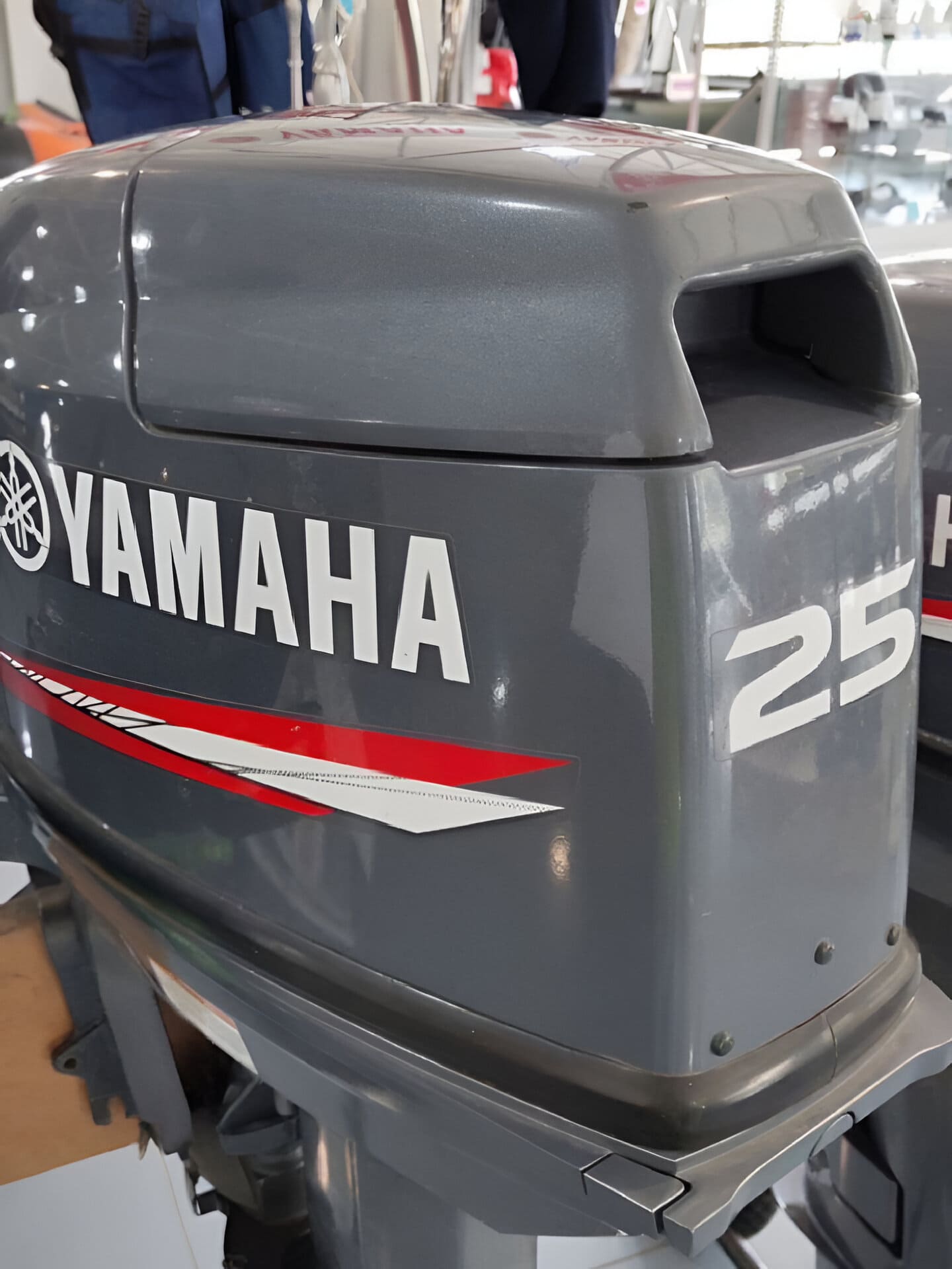 2х-тактный лодочный мотор YAMAHA 25BMHS Б/У Фото 2 2х-тактный лодочный мотор YAMAHA 25BMHS Б/У Обзор-Фото 2