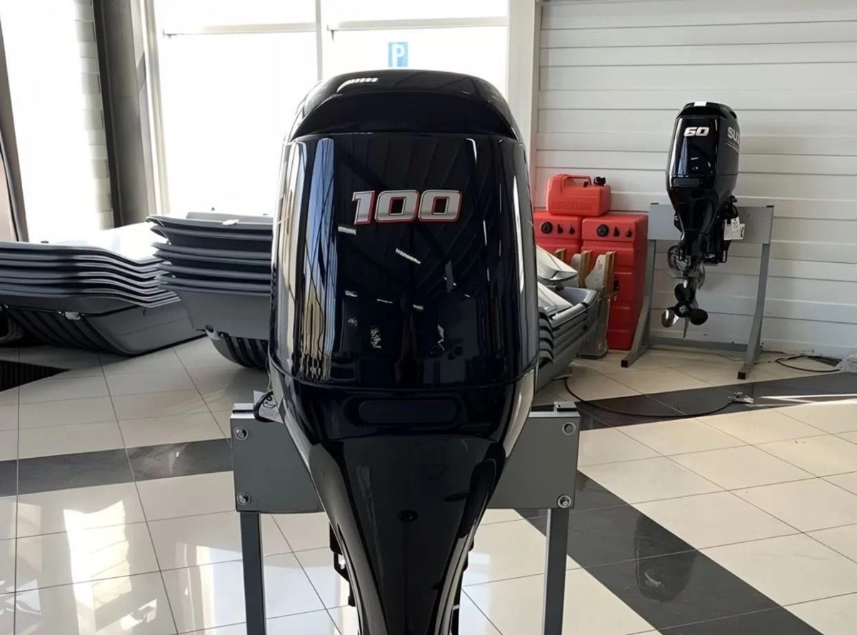 4x-тактный лодочный мотор SUZUKI DF100BTL Б/У Фото 1 4x-тактный лодочный мотор SUZUKI DF100BTL Б/У Обзор-Фото 1