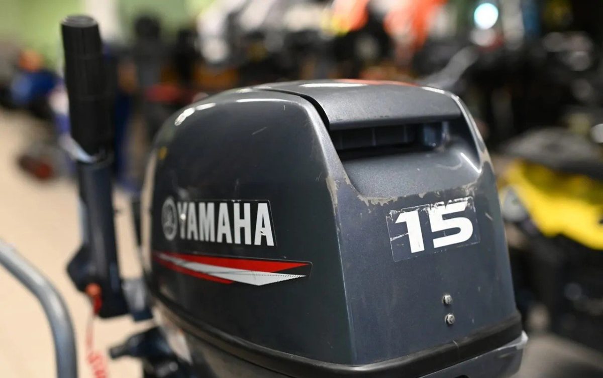 2х-тактный лодочный мотор YAMAHA 15FMHS Б/У Фото 3 2х-тактный лодочный мотор YAMAHA 15FMHS Б/У Обзор-Фото 3