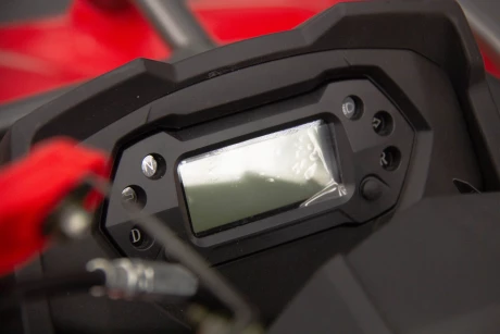 Квадроцикл MIKILON Hammer 200L Pro Фото 11 Квадроцикл MIKILON Hammer 200L Pro Обзор-Фото 11