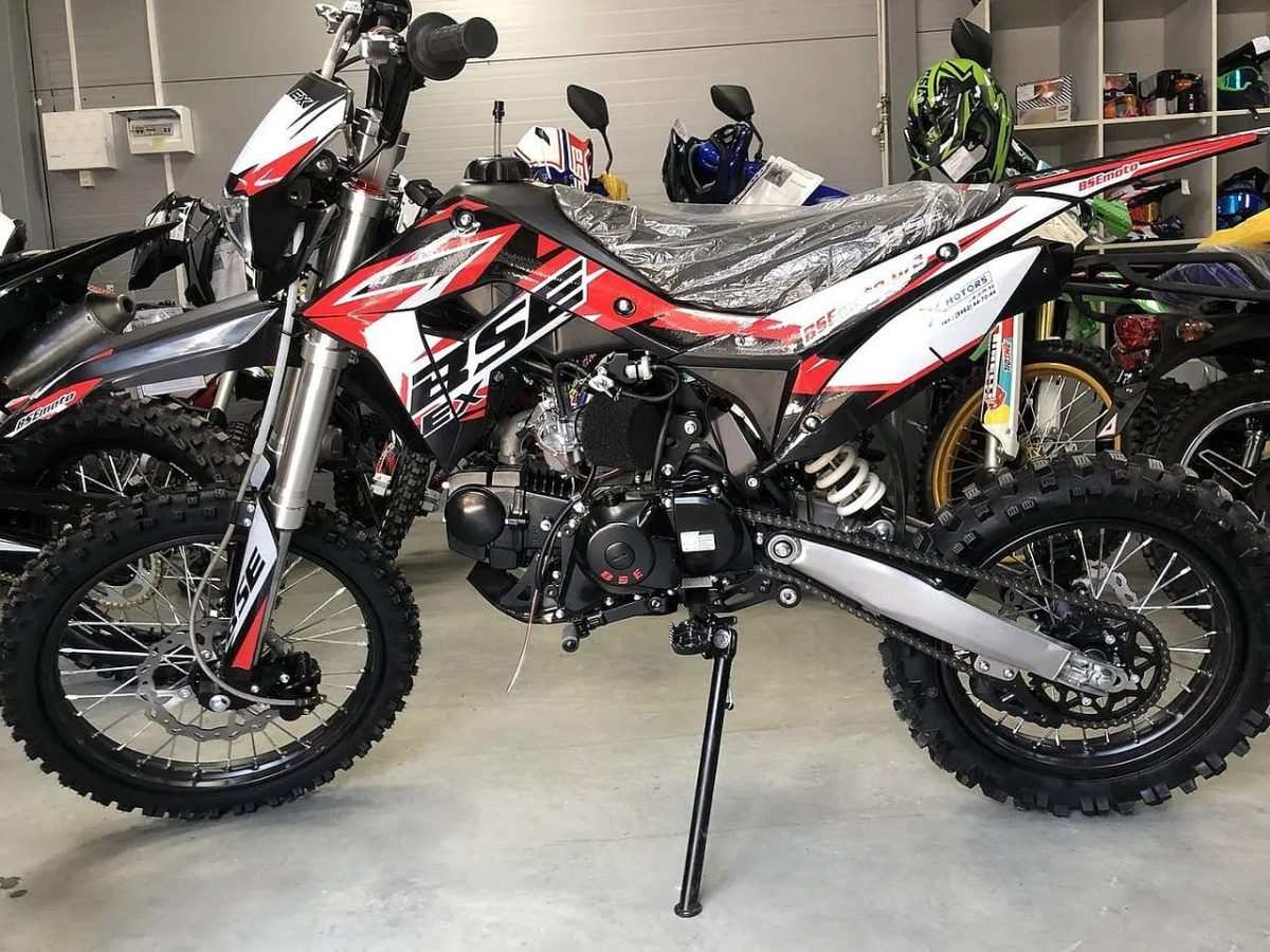 Мотоцикл BSE EX 125E MAX13 2.0 PITBIKE Б/У Фото 1 Мотоцикл BSE EX 125E MAX13 2.0 PITBIKE Б/У Обзор-Фото 1