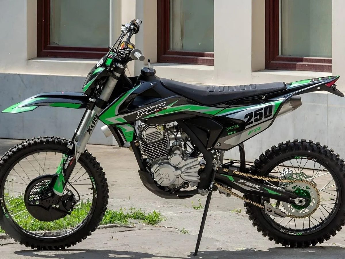 Мотоцикл кроссовый эндуро PWR FR250 PRO Б/У Фото 1 Мотоцикл кроссовый эндуро PWR FR250 PRO Б/У Обзор-Фото 1