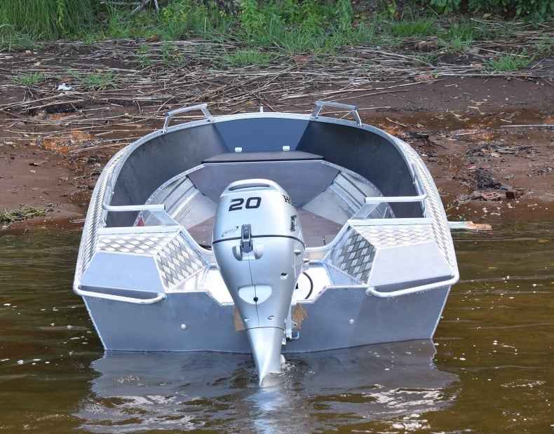 Алюминиевая лодка WELLBOAT-43-0 Фото 5 Алюминиевая лодка WELLBOAT-43-0 Обзор-Фото 5