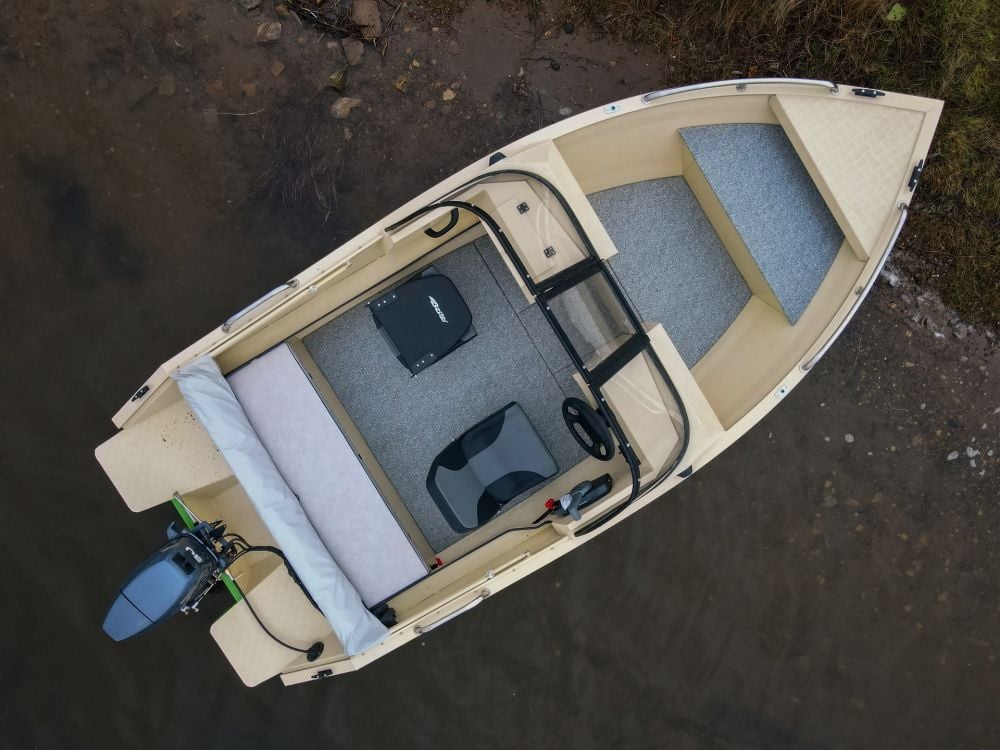 Алюминиевая лодка BESTER 390DC Фото 7 Алюминиевая лодка BESTER 390DC Обзор-Фото 7