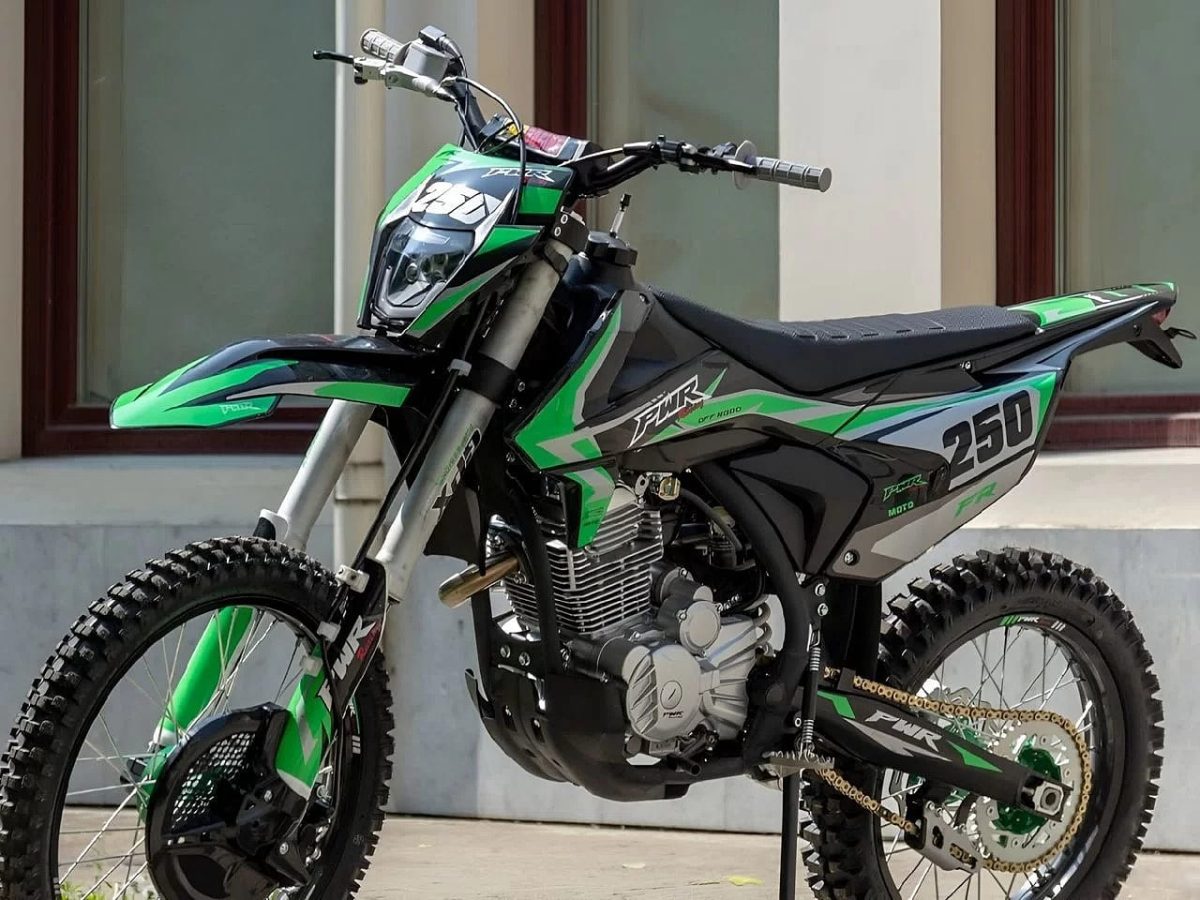 Мотоцикл кроссовый эндуро PWR FR250 PRO Б/У Фото 2 Мотоцикл кроссовый эндуро PWR FR250 PRO Б/У Обзор-Фото 2
