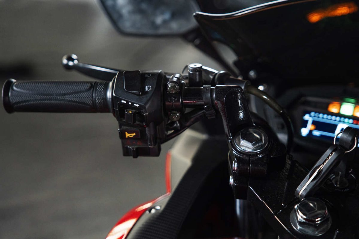 Мотоцикл SHARMAX GP 301D Фото 22 Мотоцикл SHARMAX GP 301D Обзор-Фото 22