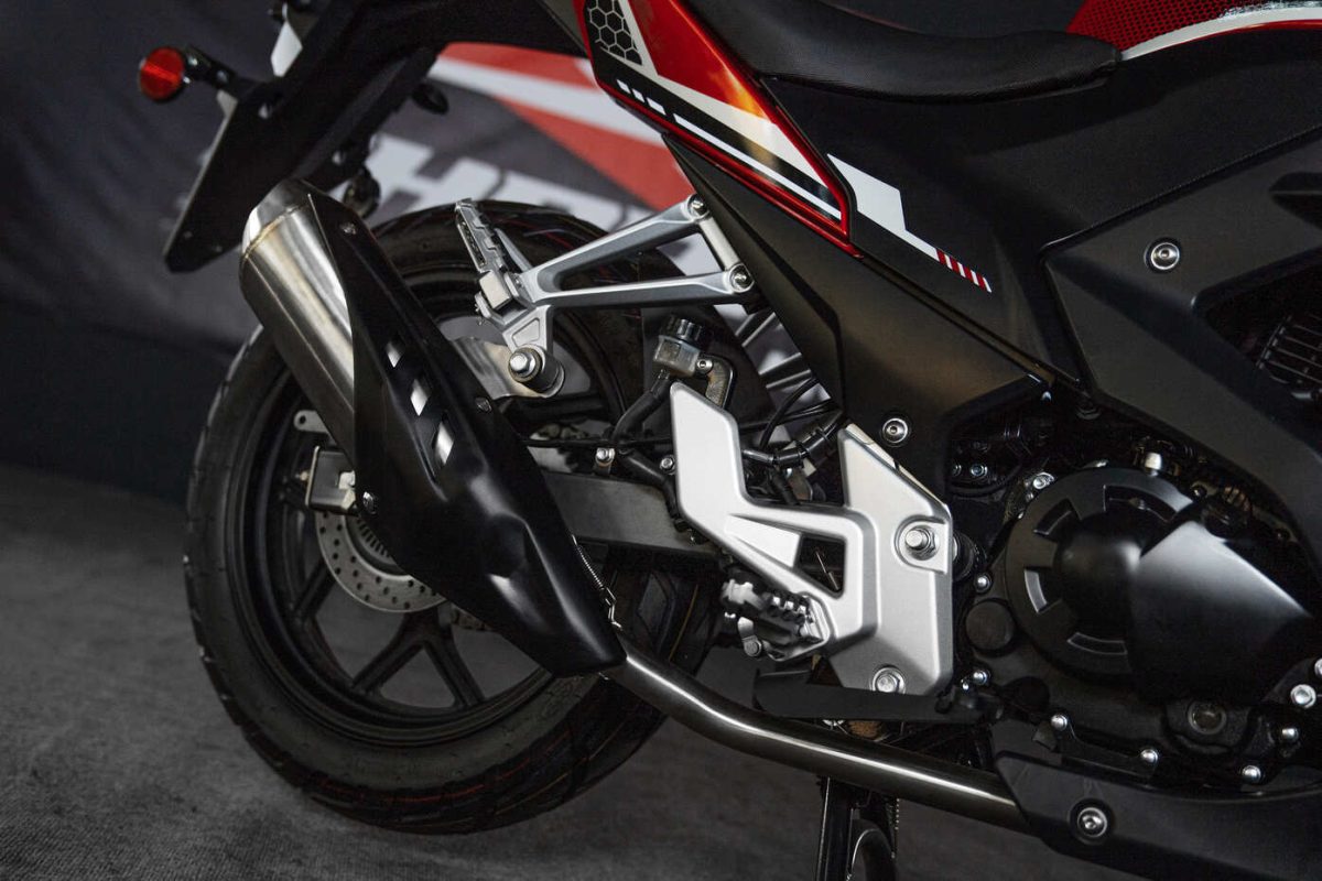 Мотоцикл SHARMAX GP 301D Фото 32 Мотоцикл SHARMAX GP 301D Обзор-Фото 32