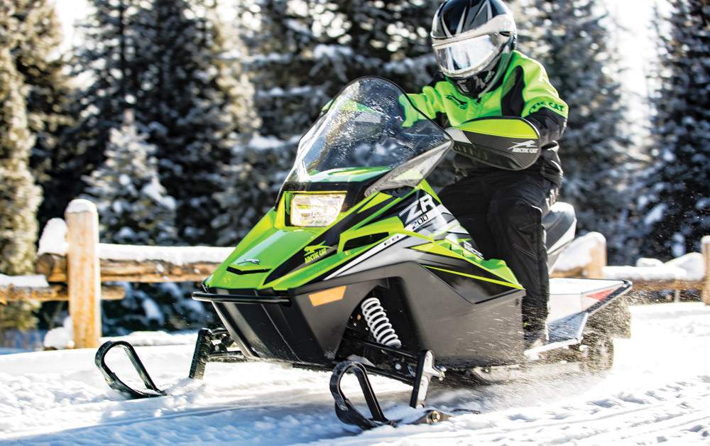 Снегоход ARCTIC CAT ZR 200 ES Фото 6 Снегоход ARCTIC CAT ZR 200 ES Обзор-Фото 6