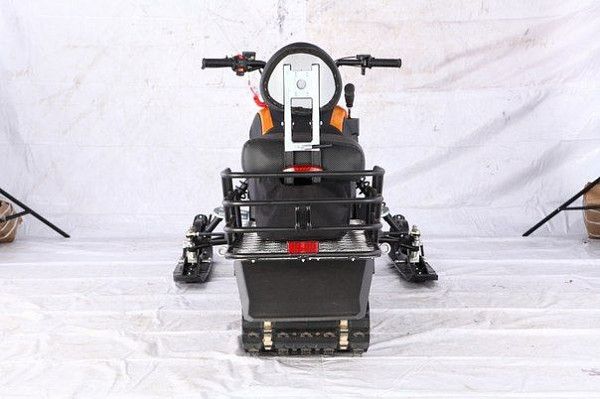 Снегоход CRONUS TT200P Фото 6 Снегоход CRONUS TT200P Обзор-Фото 6
