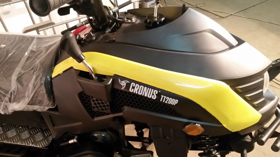 Снегоход CRONUS TT200P Фото 2 Снегоход CRONUS TT200P Обзор-Фото 2