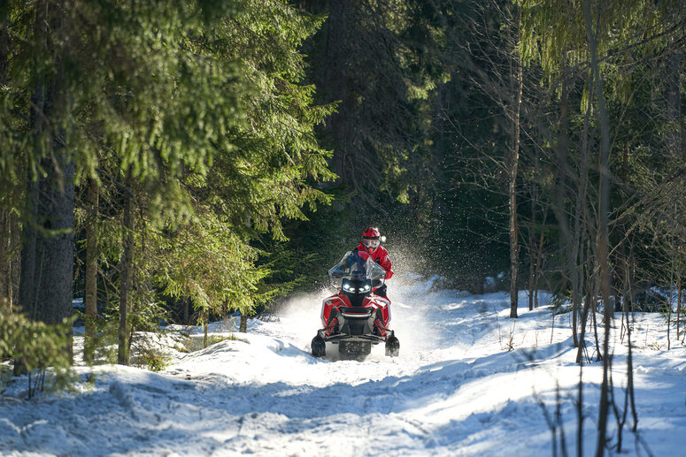 Снегоход OSM SM1000 Фото 8 Снегоход OSM SM1000 Обзор-Фото 8