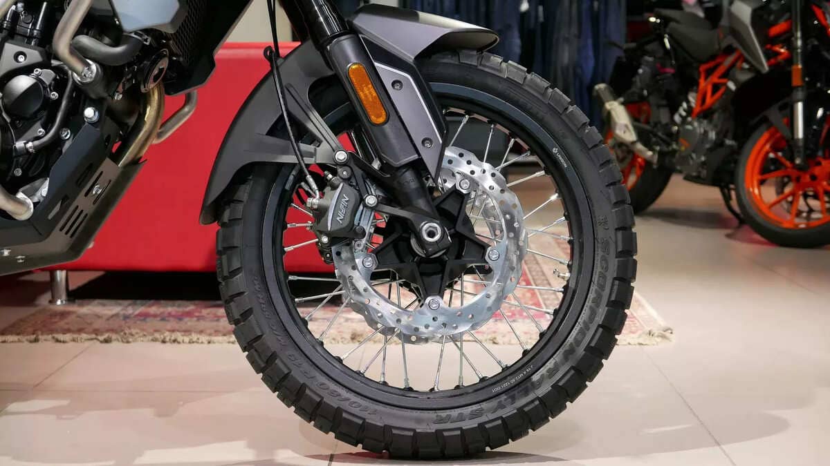 Мотоцикл VOGE 650DSX Фото 6 Мотоцикл VOGE 650DSX Обзор-Фото 6