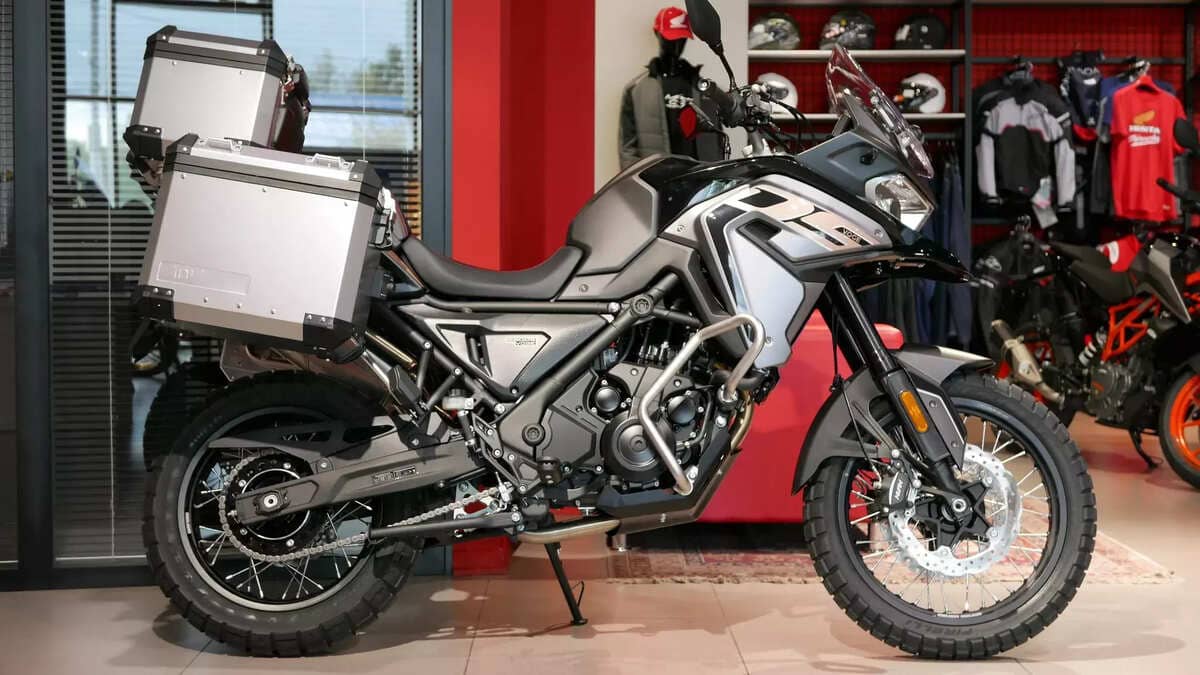 Мотоцикл VOGE 650DSX Фото 2 Мотоцикл VOGE 650DSX Обзор-Фото 2