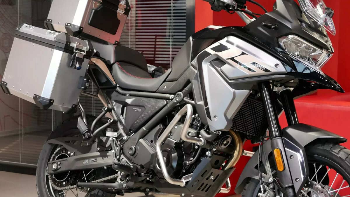 Мотоцикл VOGE 650DSX Фото 9 Мотоцикл VOGE 650DSX Обзор-Фото 9