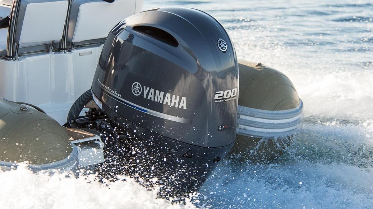 4х-тактный лодочный мотор YAMAHA FL200CETX Фото 4 4х-тактный лодочный мотор YAMAHA FL200CETX Обзор-Фото 4