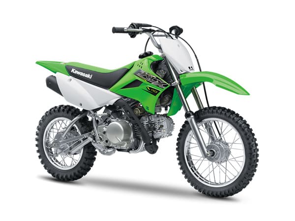 Мотоцикл кроссовый эндуро KAWASAKI KLX110 Фото 2 Мотоцикл кроссовый эндуро KAWASAKI KLX110 Обзор-Фото 2