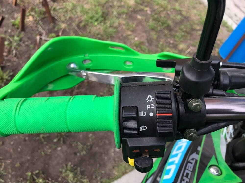 Мотоцикл кроссовый эндуро REGULMOTO ZR 250 Фото 24 Мотоцикл кроссовый эндуро REGULMOTO ZR 250 Обзор-Фото 24