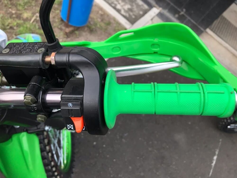 Мотоцикл кроссовый эндуро REGULMOTO ZR 250 Фото 19 Мотоцикл кроссовый эндуро REGULMOTO ZR 250 Обзор-Фото 19