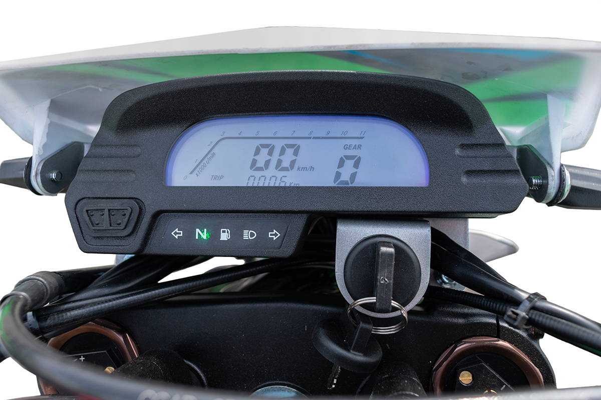 Мотоцикл кроссовый эндуро REGULMOTO ZR 250 Фото 9 Мотоцикл кроссовый эндуро REGULMOTO ZR 250 Обзор-Фото 9