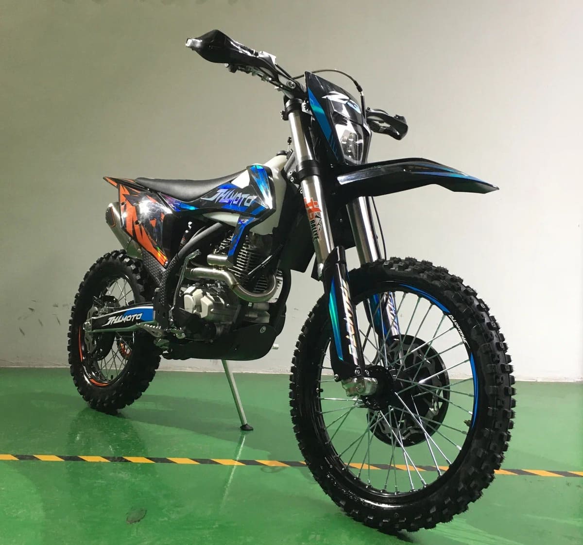 Мотоцикл кроссовый эндуро JHL Z3 CB250 (172FMM-3A) Фото 2 Мотоцикл кроссовый эндуро JHL Z3 CB250 (172FMM-3A) Обзор-Фото 2
