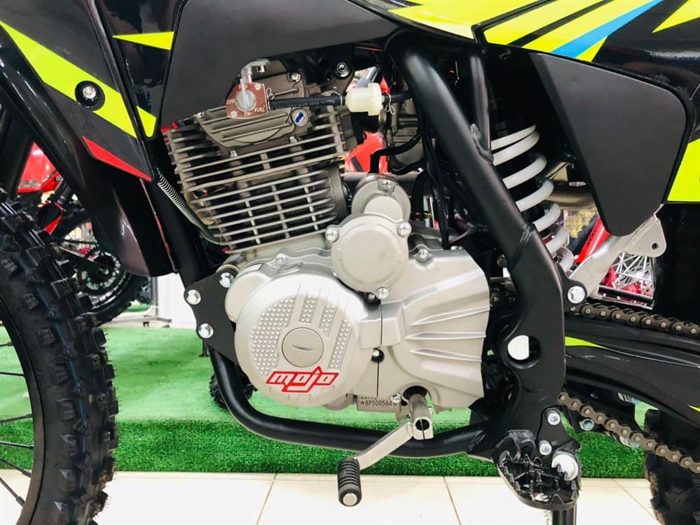 Мотоцикл BSE Z3L Spek Green ENDURO Фото 9 Мотоцикл BSE Z3L Spek Green ENDURO Обзор-Фото 9